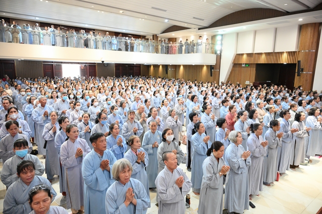 Khoá tu niệm Phật một ngày