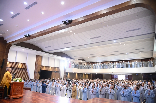 Khoá tu niệm Phật một ngày