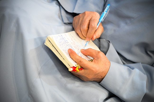 Khoá tu niệm Phật một ngày