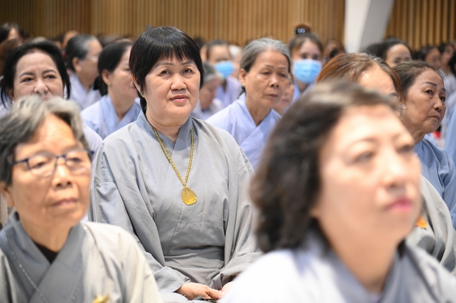 Khoá tu niệm Phật một ngày