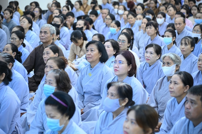 Khoá tu niệm Phật một ngày