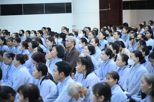 Khoá tu niệm Phật một ngày