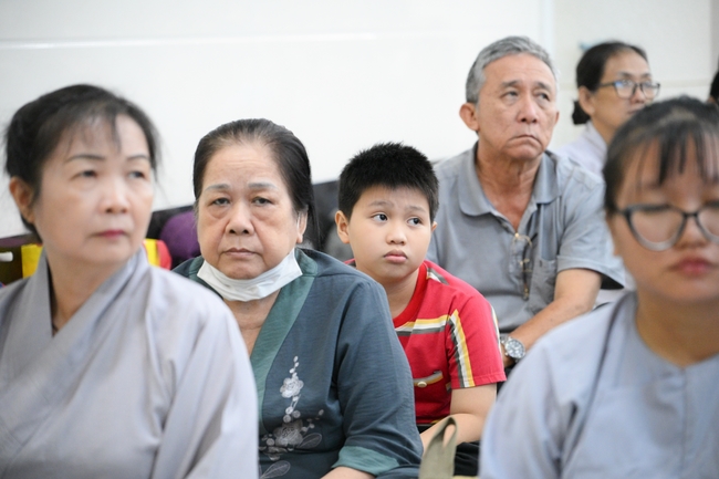 Khoá tu niệm Phật một ngày