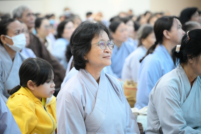 Khoá tu niệm Phật một ngày