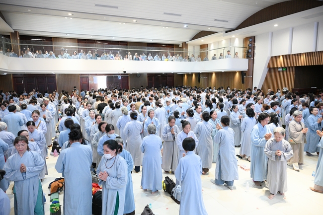 Khoá tu niệm Phật một ngày