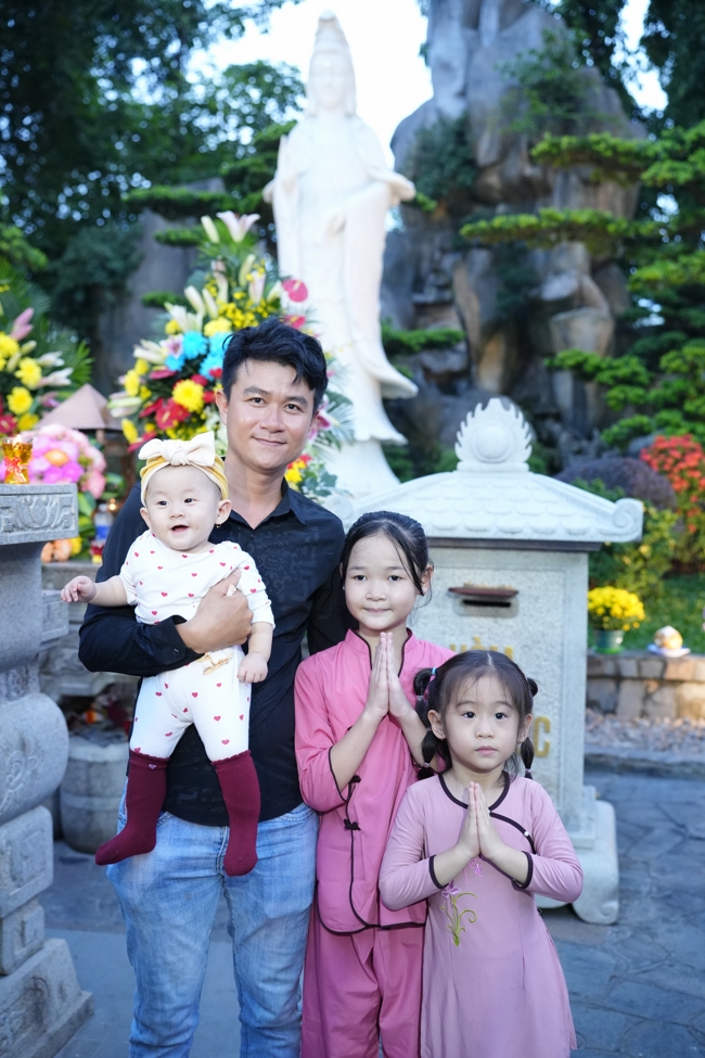 Repentance ceremony to commemorate the Bodhisattva Avalokitesvara achievements