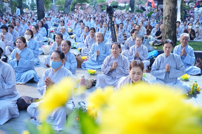 Repentance ceremony to commemorate the Bodhisattva Avalokitesvara achievements