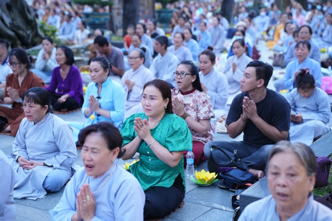 Repentance ceremony to commemorate the Bodhisattva Avalokitesvara achievements