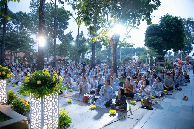Repentance ceremony to commemorate the Bodhisattva Avalokitesvara achievements