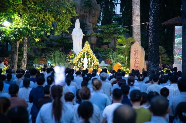 Repentance ceremony to commemorate the Bodhisattva Avalokitesvara achievements