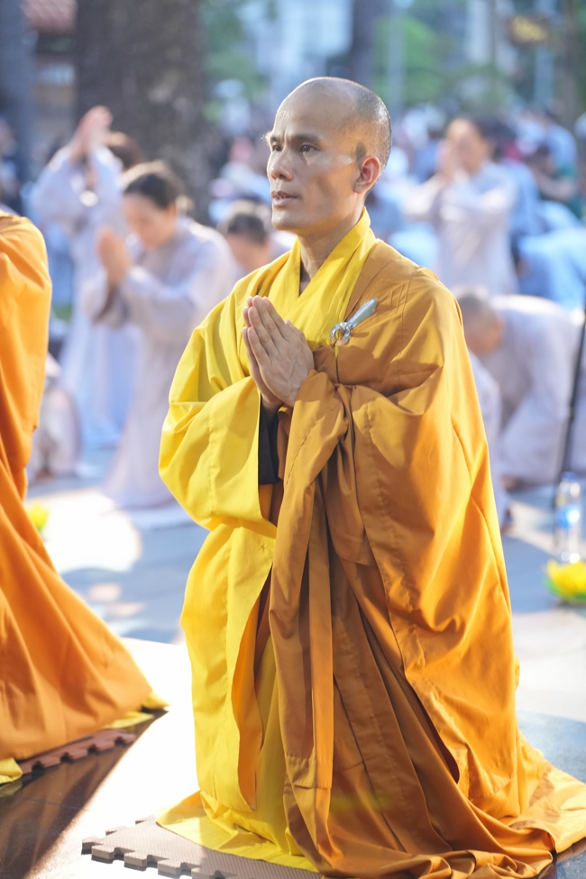 Repentance ceremony to commemorate the Bodhisattva Avalokitesvara achievements