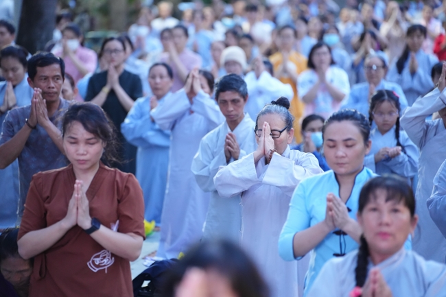 Repentance ceremony to commemorate the Bodhisattva Avalokitesvara achievements