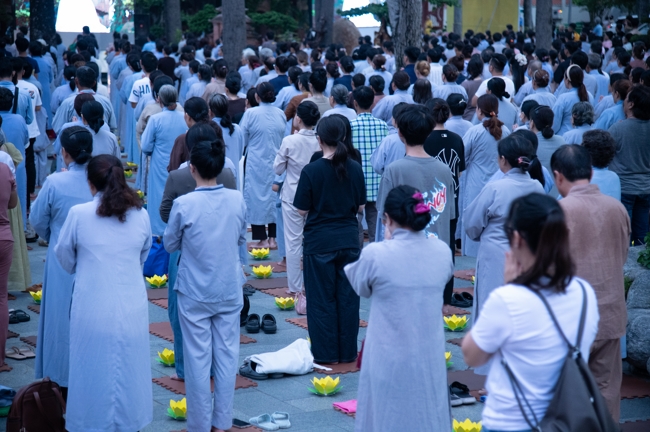 Repentance ceremony to commemorate the Bodhisattva Avalokitesvara achievements