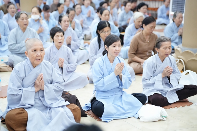 Repentance ceremony to commemorate the Bodhisattva Avalokitesvara achievements