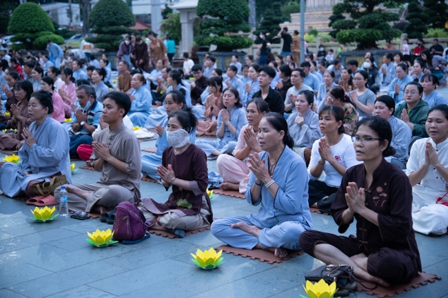Repentance ceremony to commemorate the Bodhisattva Avalokitesvara achievements