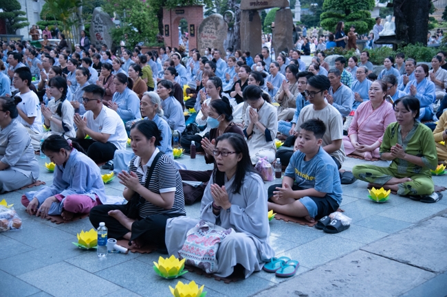 Repentance ceremony to commemorate the Bodhisattva Avalokitesvara achievements