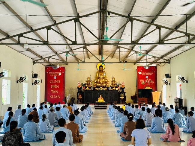 One - Day Practice at Dong Cao pagoda, Thanh Hoa