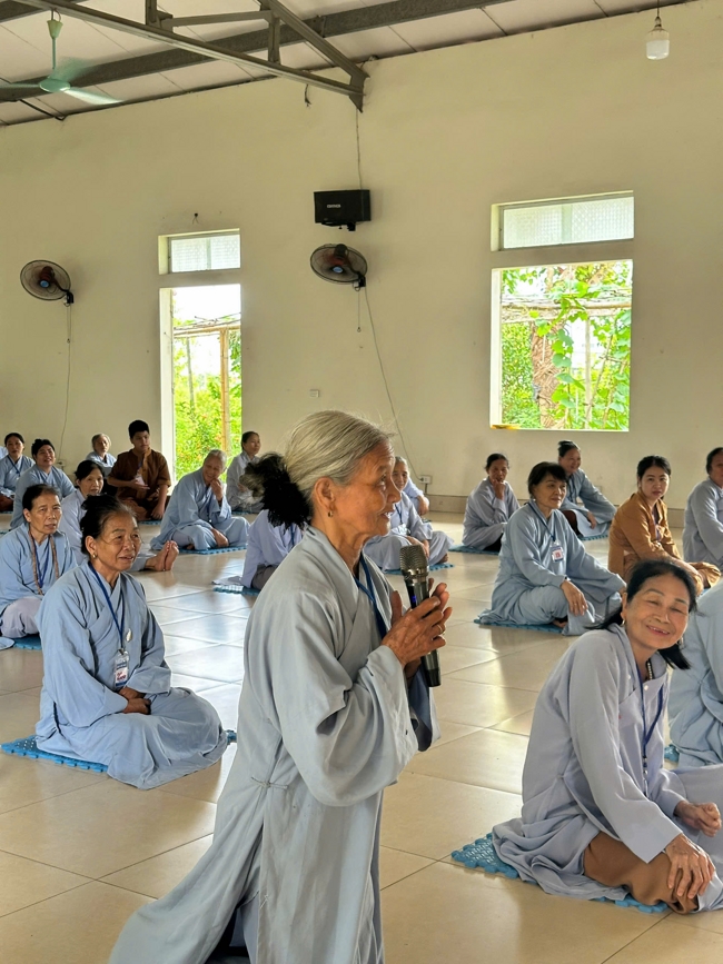 One - Day Practice at Dong Cao pagoda, Thanh Hoa