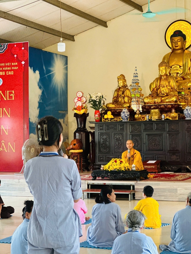 One - Day Practice at Dong Cao pagoda, Thanh Hoa