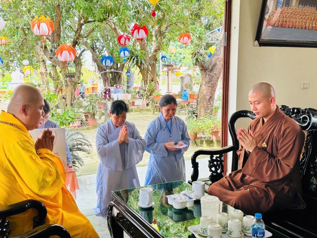One - Day Practice at Dong Cao pagoda, Thanh Hoa