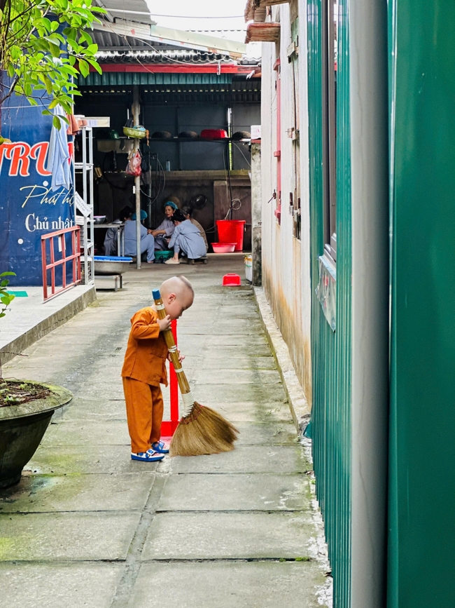 One - Day Practice at Dong Cao pagoda, Thanh Hoa