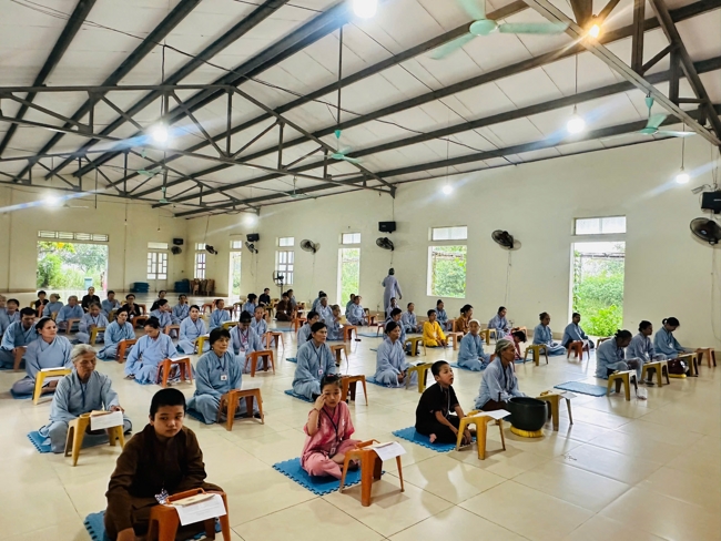 One - Day Practice at Dong Cao pagoda, Thanh Hoa