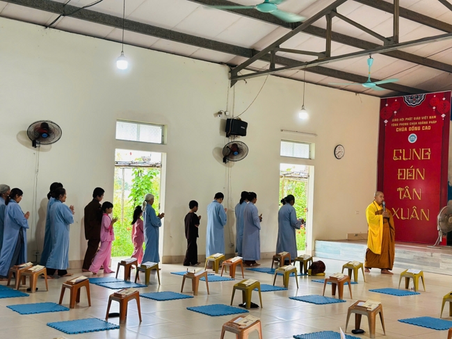One - Day Practice at Dong Cao pagoda, Thanh Hoa