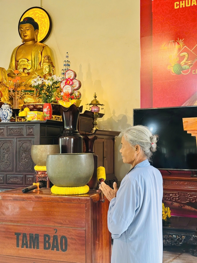 One - Day Practice at Dong Cao pagoda, Thanh Hoa