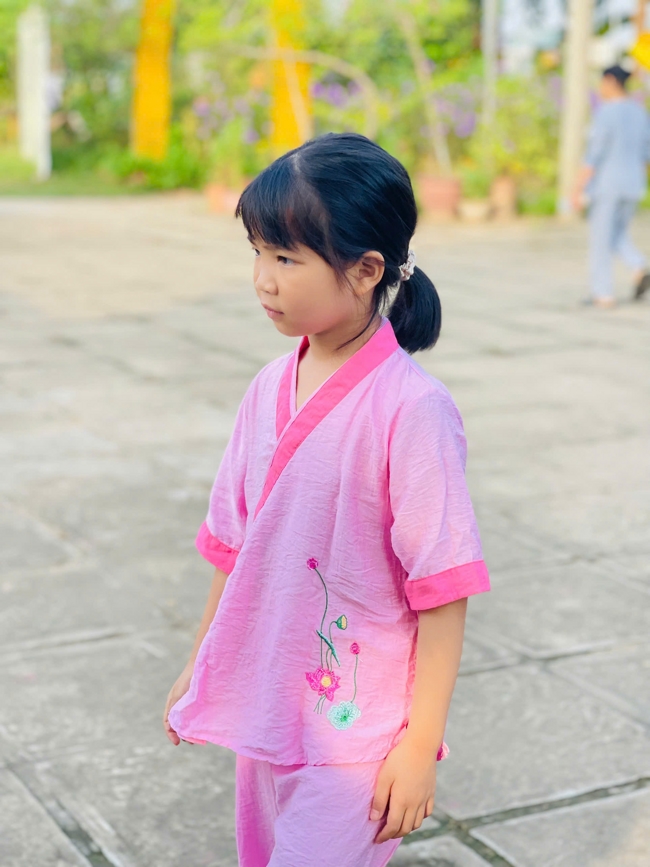 One - Day Practice at Dong Cao pagoda, Thanh Hoa