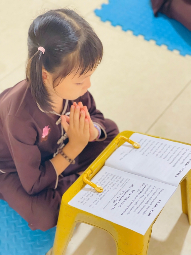 One - Day Practice at Dong Cao pagoda, Thanh Hoa