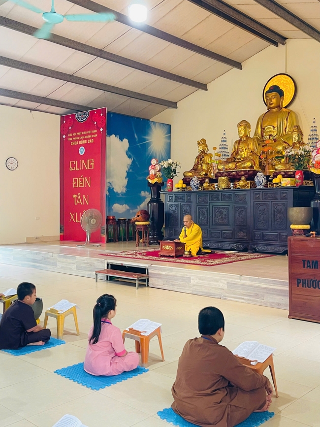 One - Day Practice at Dong Cao pagoda, Thanh Hoa