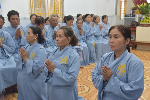 Đạo tràng Minh Chất – Cần Thơ: Khóa tu một ngày