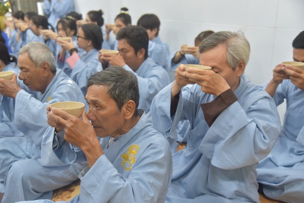 Đạo tràng Minh Chất – Cần Thơ: Khóa tu một ngày