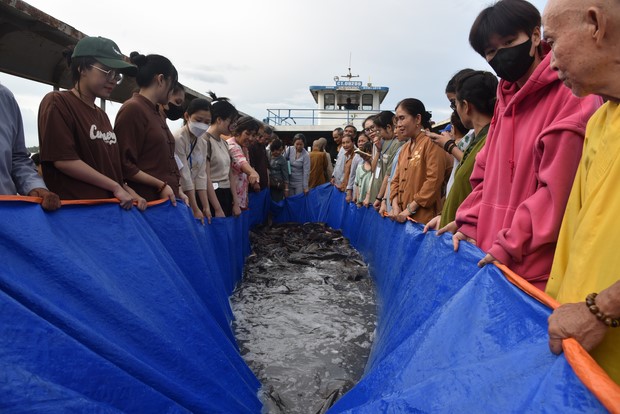 Đạo tràng Minh Chất – Cần Thơ: Khóa tu một ngày