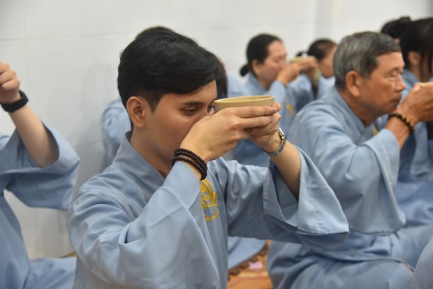 Đạo tràng Minh Chất – Cần Thơ: Khóa tu một ngày