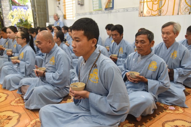 Đạo tràng Minh Chất – Cần Thơ: Khóa tu một ngày