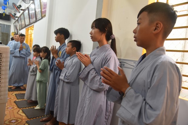 Đạo tràng Minh Chất – Cần Thơ: Khóa tu một ngày