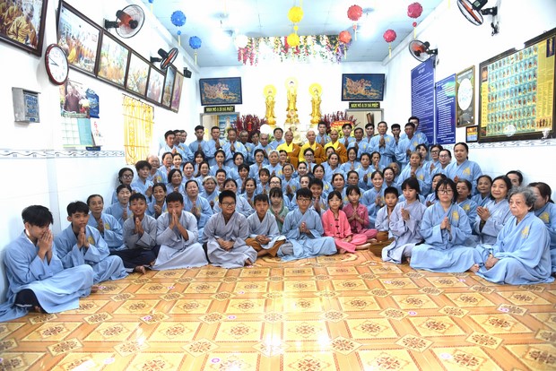 Đạo tràng Minh Chất – Cần Thơ: Khóa tu một ngày