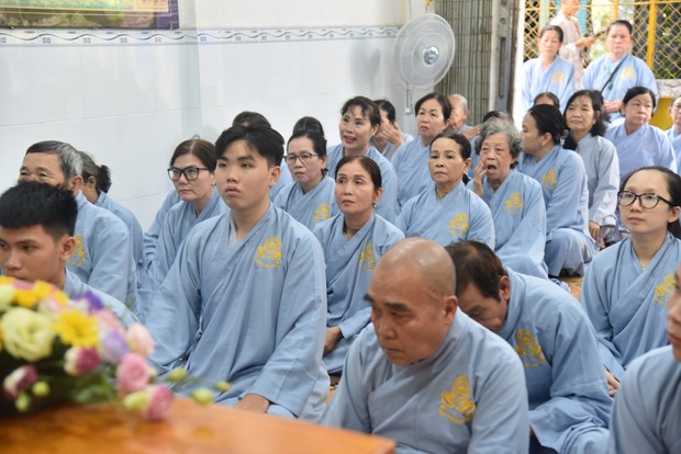 Đạo tràng Minh Chất – Cần Thơ: Khóa tu một ngày