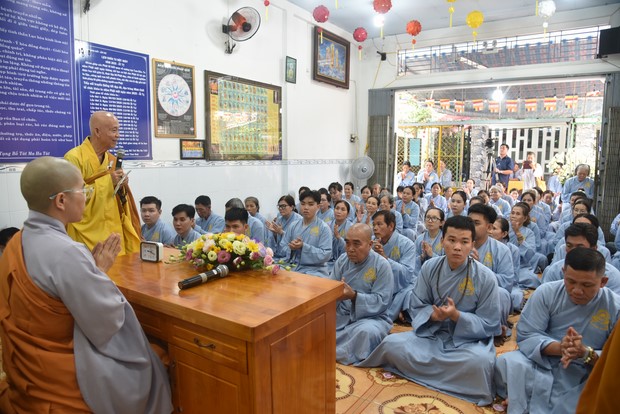 Đạo tràng Minh Chất – Cần Thơ: Khóa tu một ngày