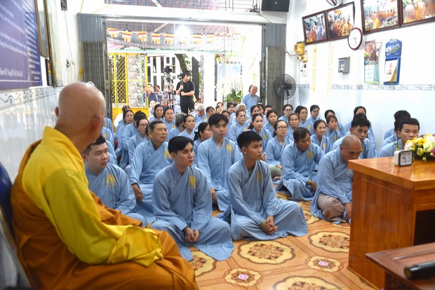 Đạo tràng Minh Chất – Cần Thơ: Khóa tu một ngày