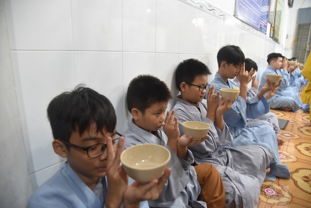 Đạo tràng Minh Chất – Cần Thơ: Khóa tu một ngày