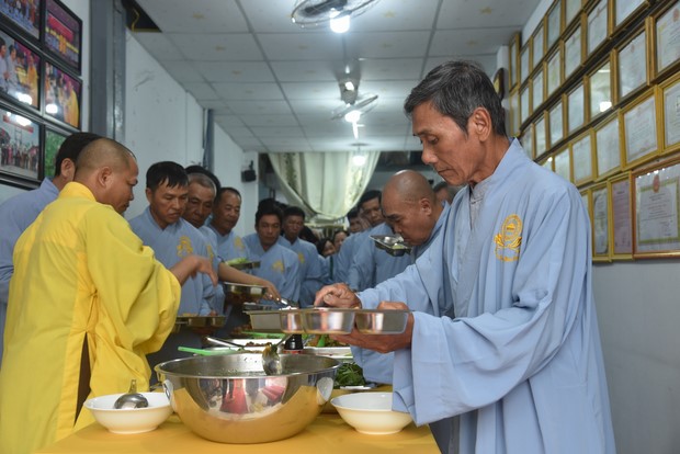 Đạo tràng Minh Chất – Cần Thơ: Khóa tu một ngày
