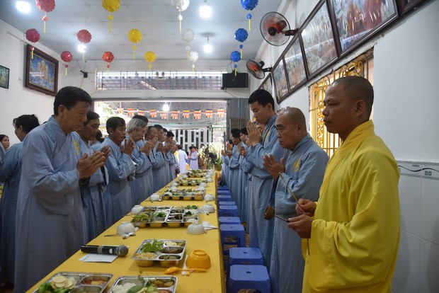 Đạo tràng Minh Chất – Cần Thơ: Khóa tu một ngày