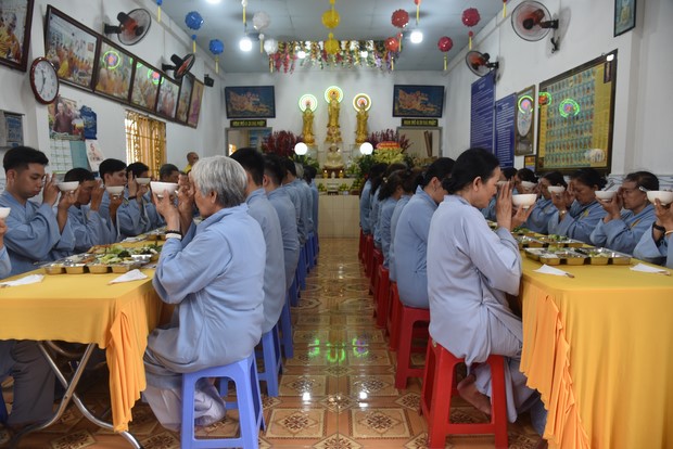 Đạo tràng Minh Chất – Cần Thơ: Khóa tu một ngày