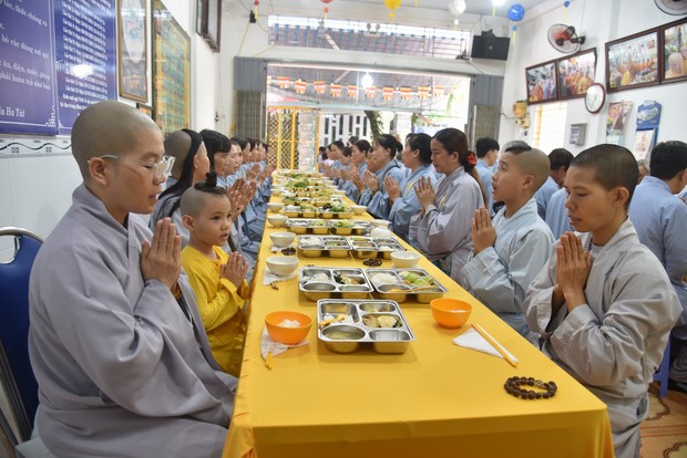 Đạo tràng Minh Chất – Cần Thơ: Khóa tu một ngày