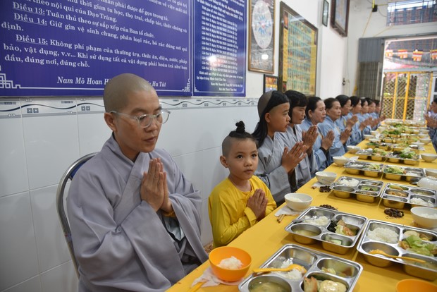 Đạo tràng Minh Chất – Cần Thơ: Khóa tu một ngày