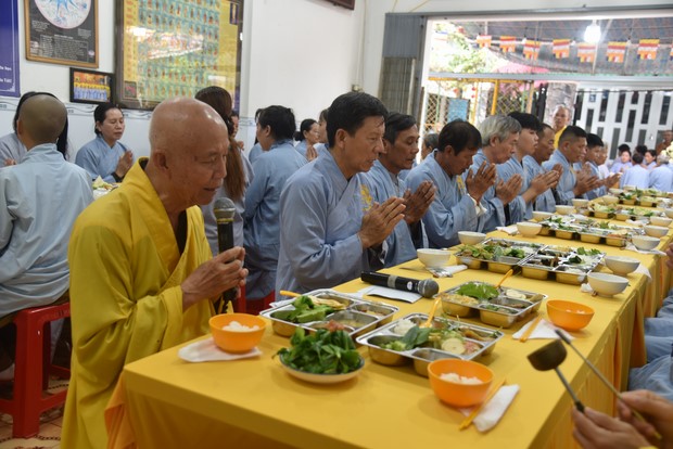 Đạo tràng Minh Chất – Cần Thơ: Khóa tu một ngày