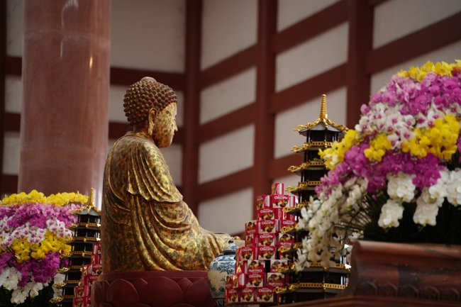 Nhóm Hiểu và Thương chùa Hoằng Pháp: Cúng dường Trường Hạ PL.2569 – DL.2025