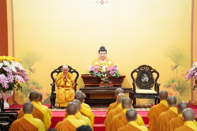 Nhóm Hiểu và Thương chùa Hoằng Pháp: Cúng dường Trường Hạ PL.2569 – DL.2025